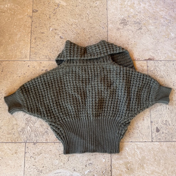 Stella McCartney Sweater - Picture 2 of 6